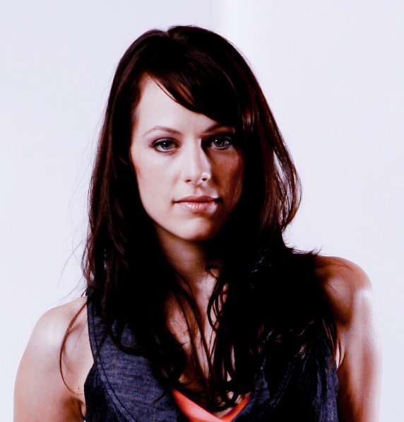 Фото - Mackenzie Firgens: 572x597 / 42 Кб