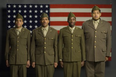 Фото - Омар Бенсон Миллер: 400x268 / 22 Кб