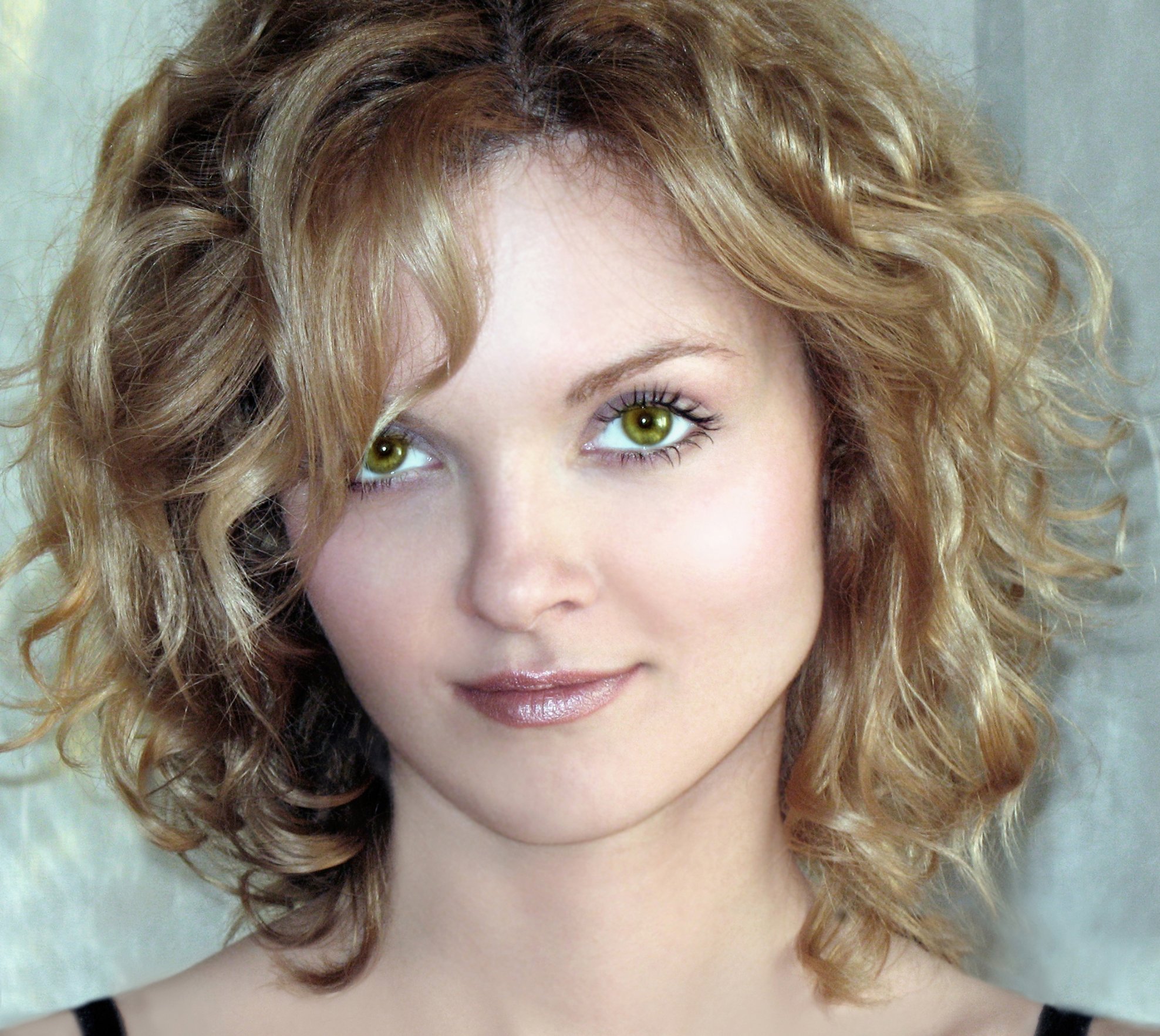 Фото - Ramona Pringle: 1976x1765 / 567 Кб