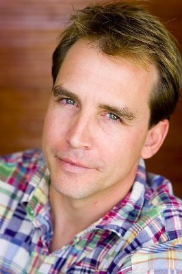 Фото - Ryan Kitley: 266x400 / 27 Кб