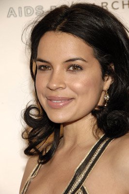 Фото - Зулейха Робинсон: 266x400 / 24 Кб