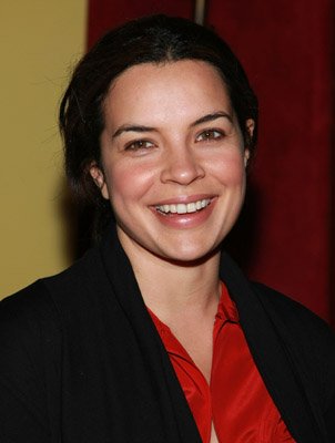 Фото - Зулейха Робинсон: 302x400 / 17 Кб