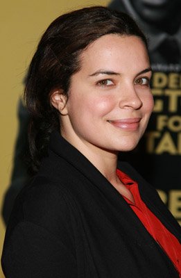 Фото - Зулейха Робинсон: 261x400 / 19 Кб