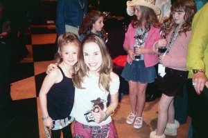 Фото - Lola Forsberg: 300x200 / 18 Кб