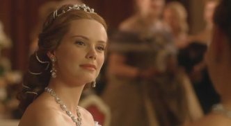 Фото - Андреа Ошварт: 332x182 / 10 Кб