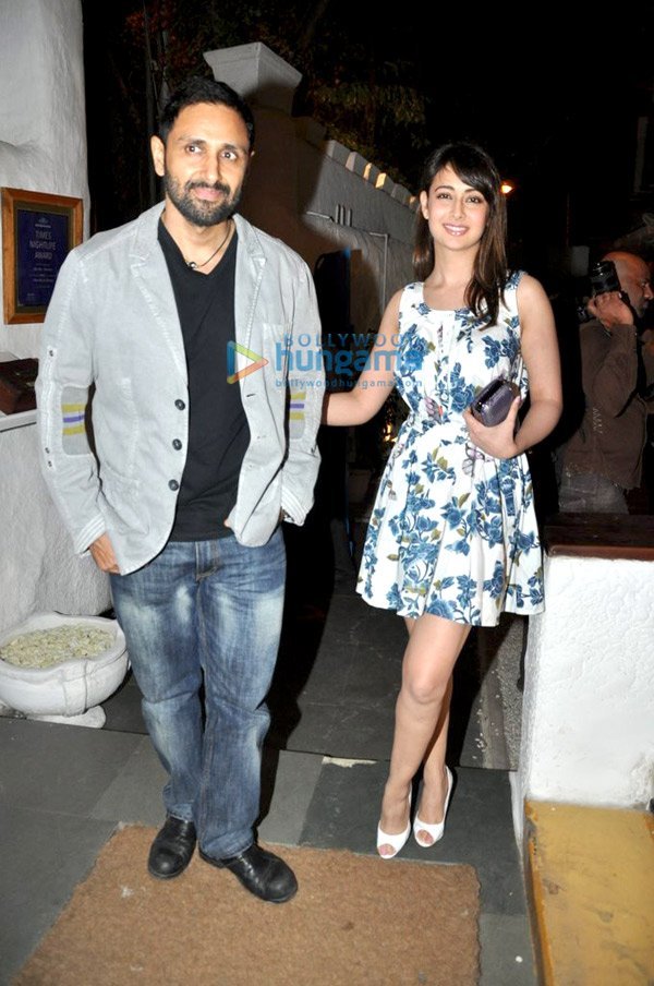 Фото - Parvin Dabas: 600x904 / 109 Кб