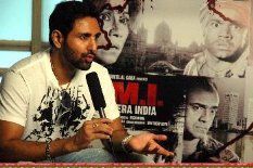 Фото - Parvin Dabas: 233x155 / 15 Кб