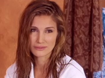 Фото - Kamilla Bjorlin: 356x265 / 18 Кб