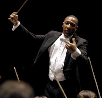 Фото - Дэймон Гаптон: 345x331 / 14 Кб