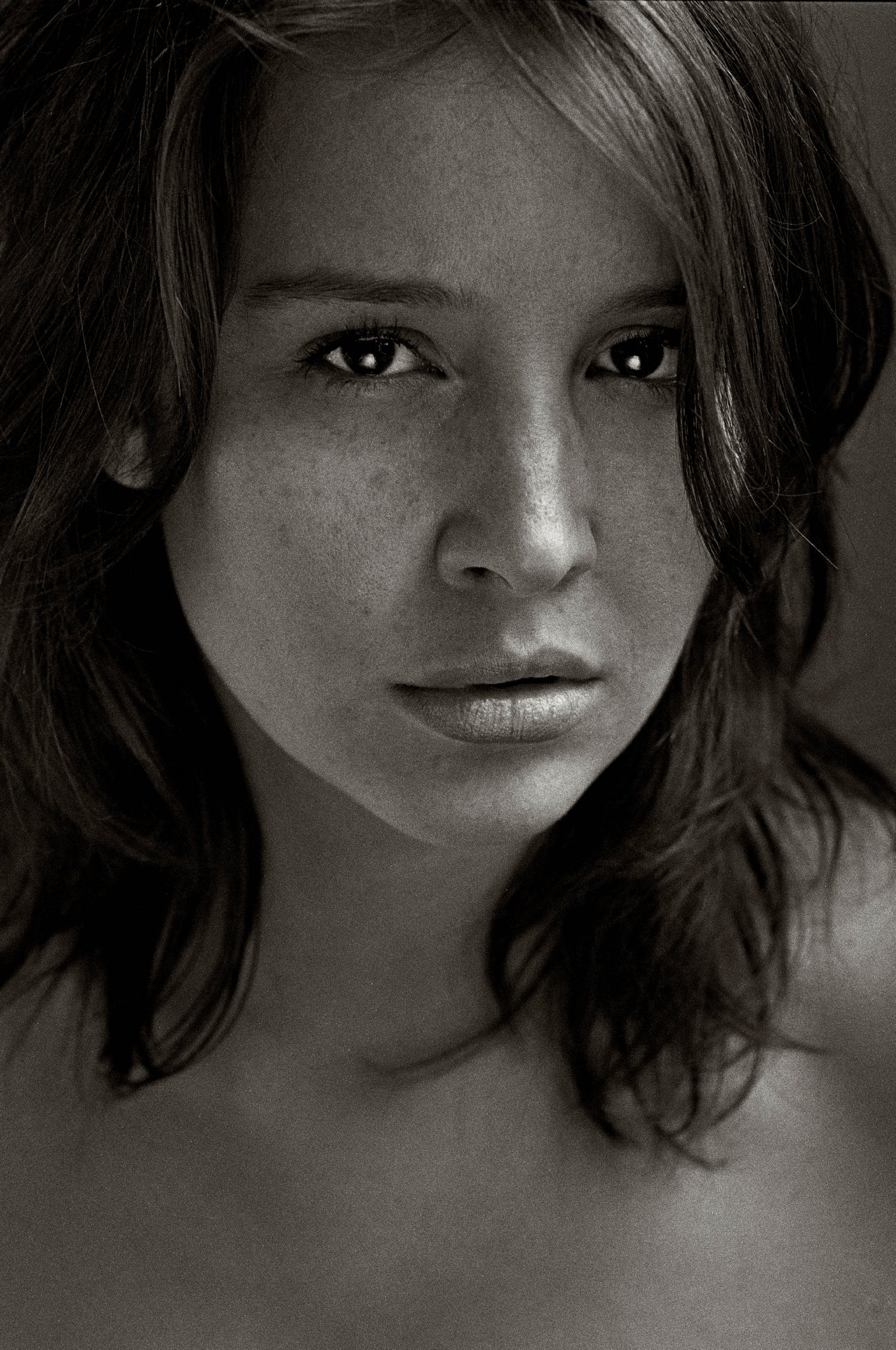 Фото - Alexandra Ansidei: 1360x2048 / 709 Кб