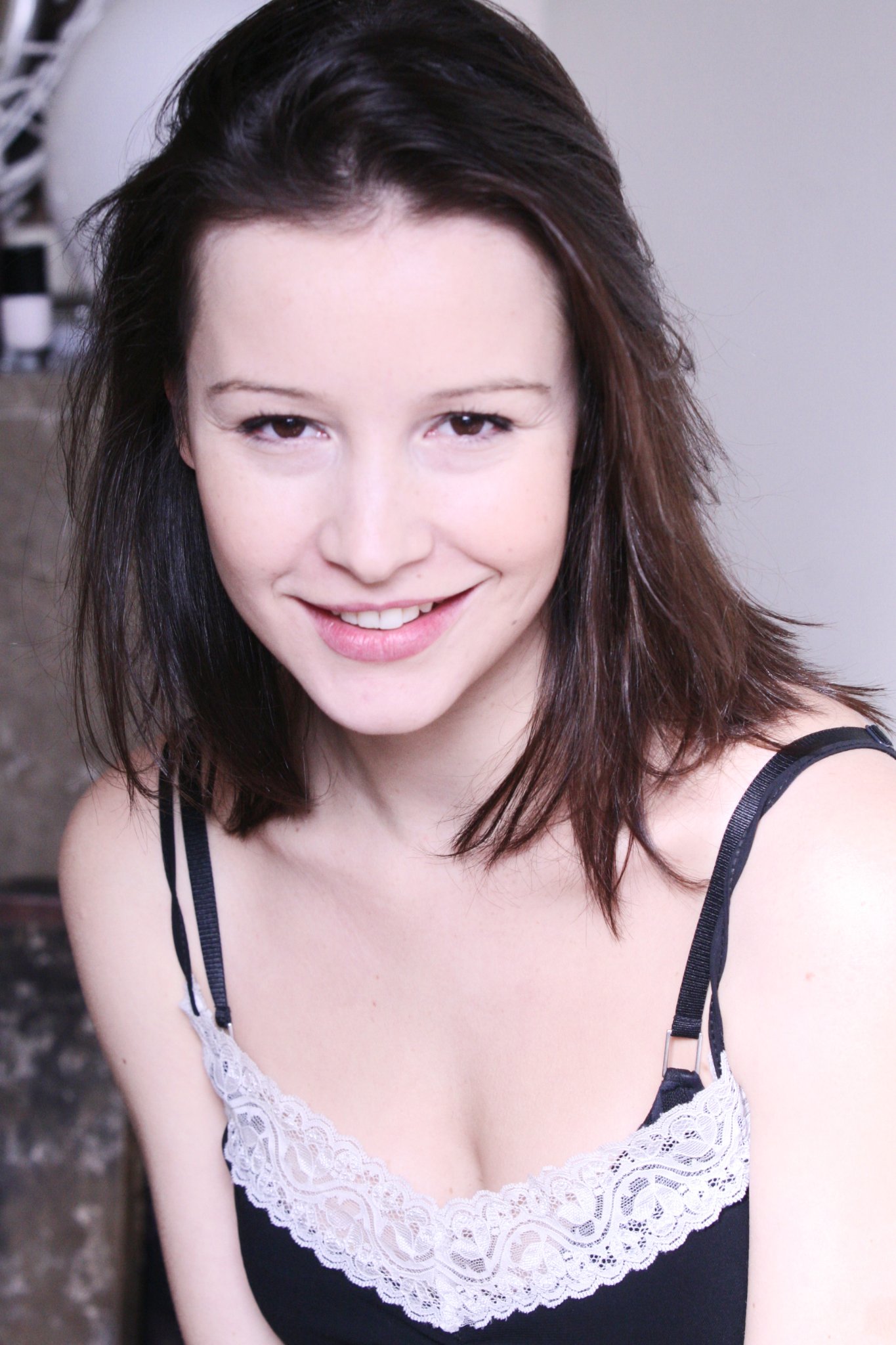 Фото - Alexandra Ansidei: 1365x2048 / 332 Кб