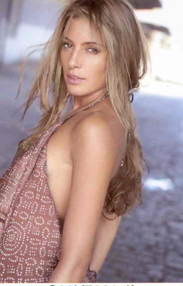 Фото - Jimena Hoyos: 367x573 / 31 Кб