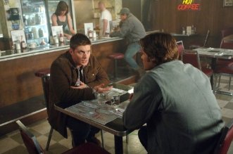 Фото - Джаред Падалеки: 331x219 / 18 Кб