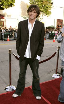 Фото - Джаред Падалеки: 246x400 / 28 Кб