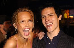 Фото - Ариэль Кеббел: 260x169 / 11 Кб