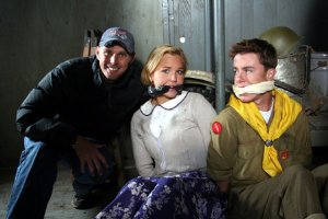 Фото - Ариэль Кеббел: 300x200 / 16 Кб