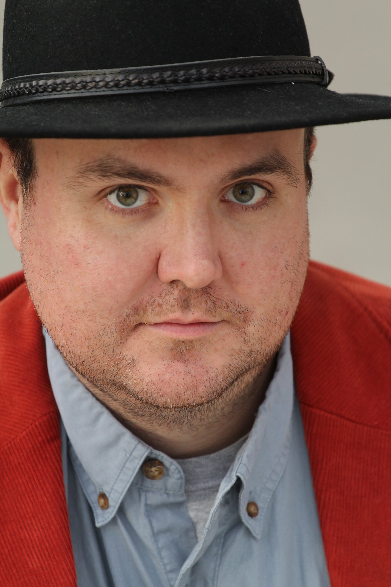 Фото - Jonathan Spencer: 1365x2048 / 315 Кб