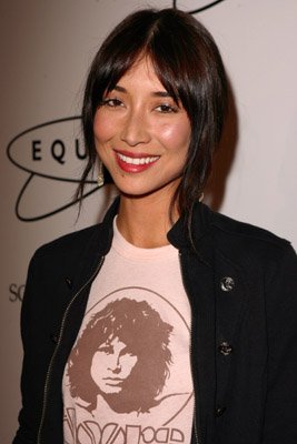 Фото - Мей Меланкон: 267x400 / 21 Кб