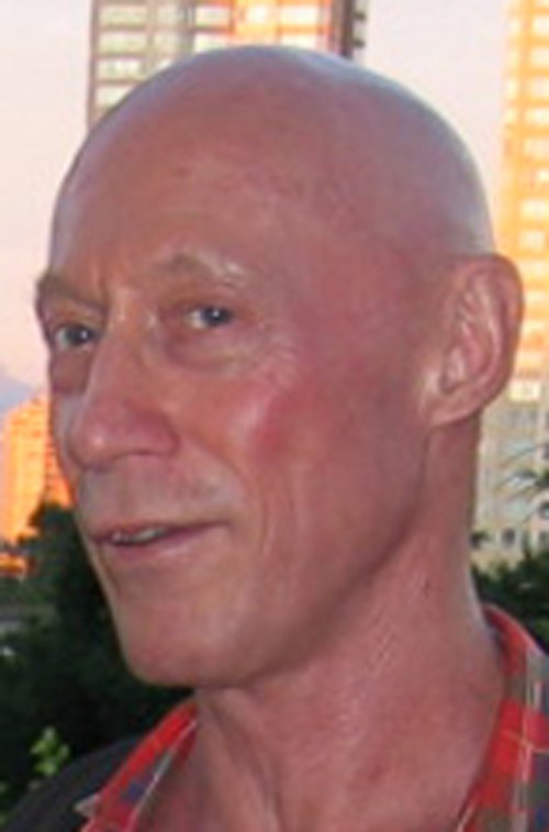 Фото - Ian A. Wallace: 500x757 / 36 Кб