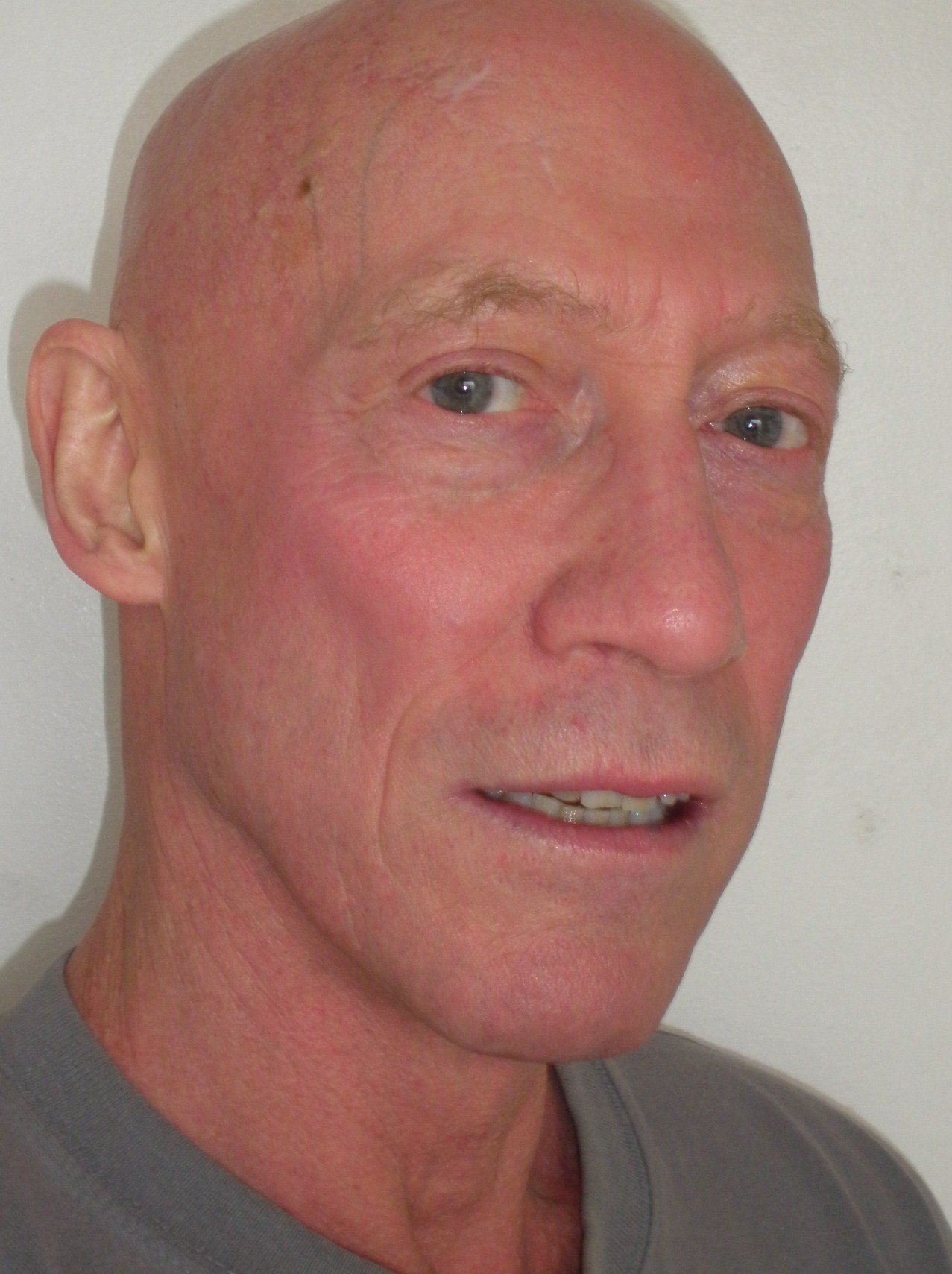 Фото - Ian A. Wallace: 1277x1709 / 276 Кб