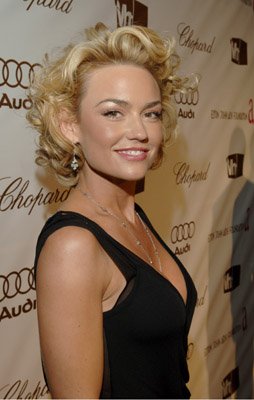 Фото - Келли Карлсон: 254x400 / 22 Кб