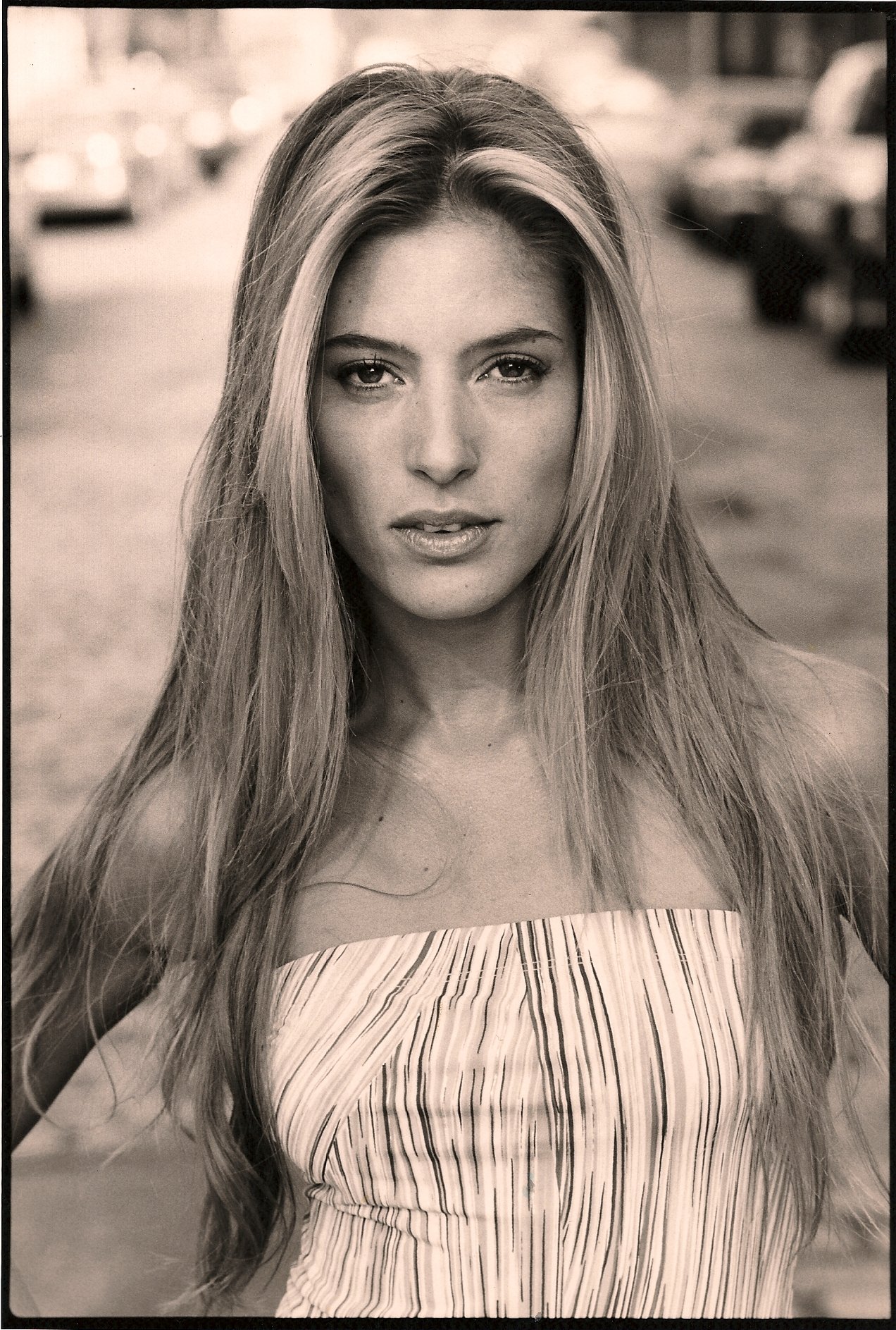 Фото - Jimena Hoyos: 1272x1887 / 595 Кб