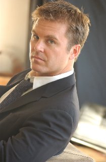 Фото - Аарон МакФерсон: 210x320 / 14 Кб