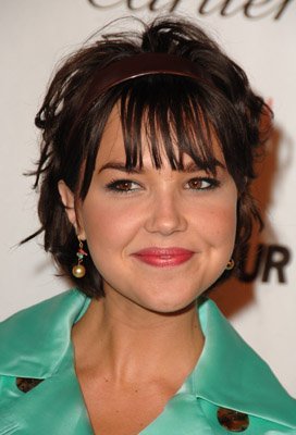 Фото - Ариэль Кеббел: 272x400 / 23 Кб