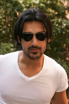 Фото - Джон Абрахам: 267x400 / 23 Кб