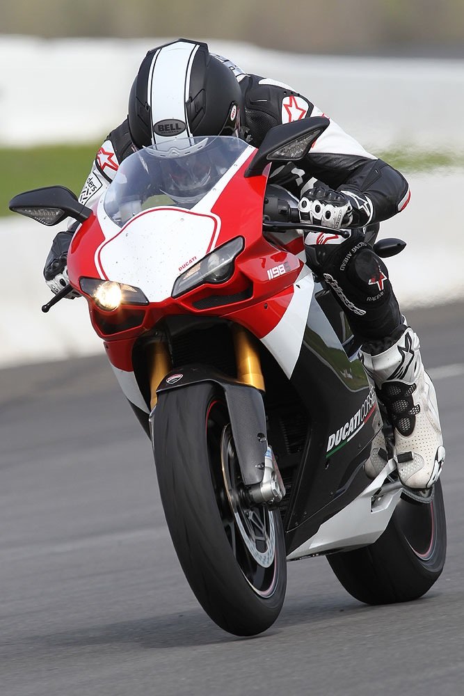 Фото - Джон Хенсли: 667x1000 / 109 Кб