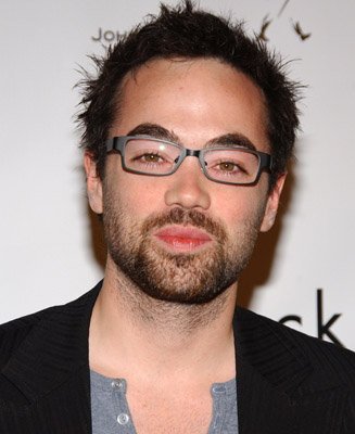 Фото - Джон Хенсли: 327x400 / 25 Кб