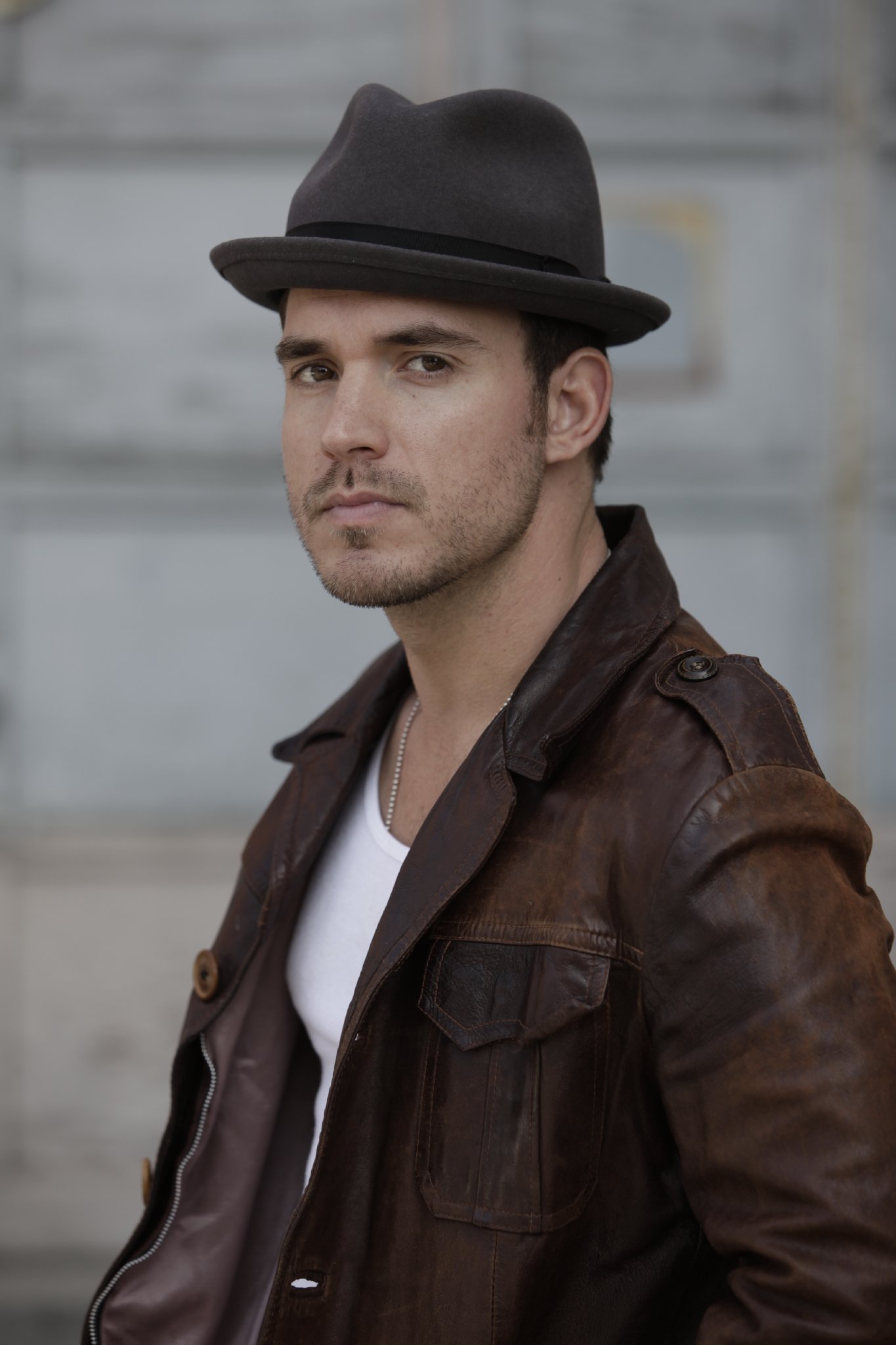 Фото - JT Alexander: 1365x2048 / 192 Кб