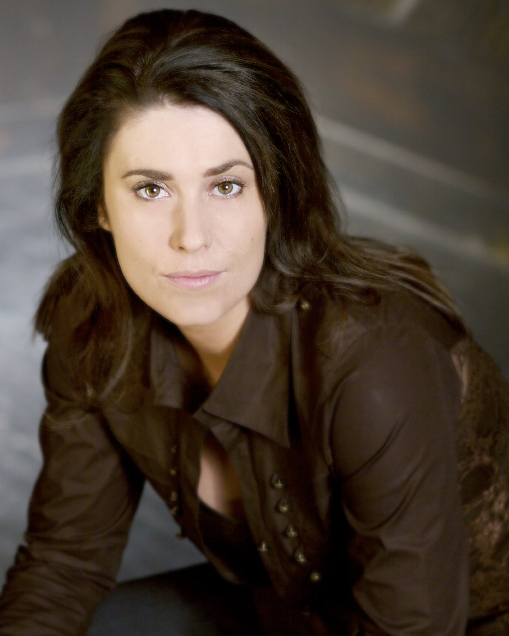 Фото - Tracy McMahon: 1641x2048 / 306 Кб