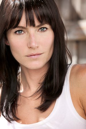 Фото - Kinga Philipps: 300x451 / 28 Кб