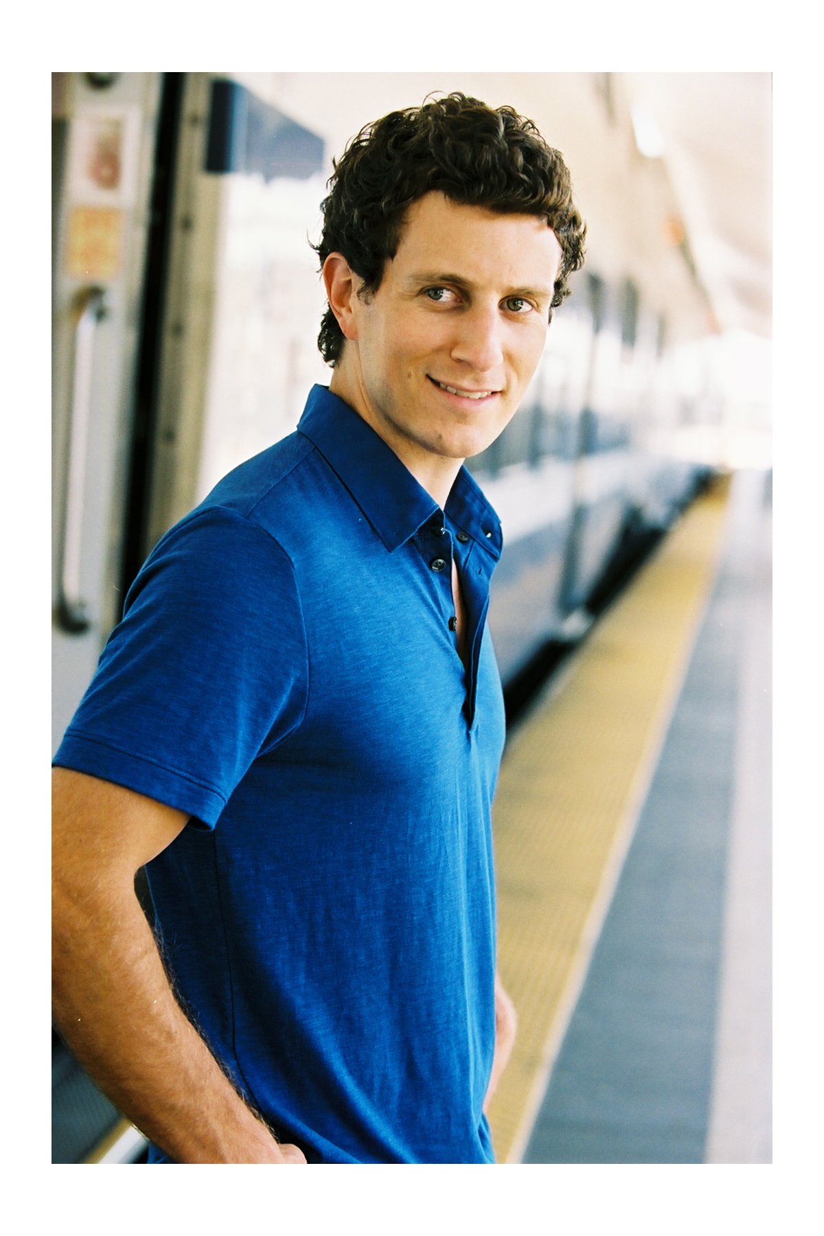 Фото - Jesse Bernstein: 1200x1800 / 248 Кб