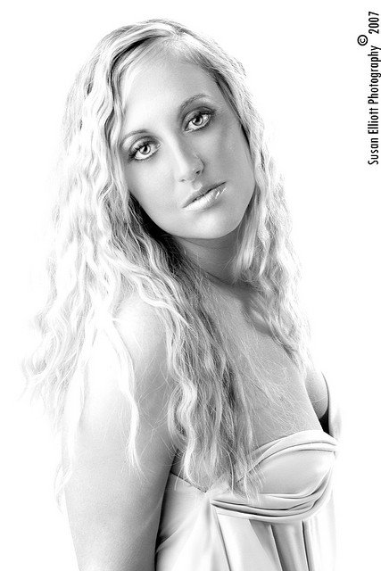 Фото - Amber Gristak: 427x640 / 49 Кб