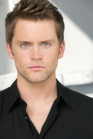 Фото - Richard Blake: 300x451 / 19 Кб