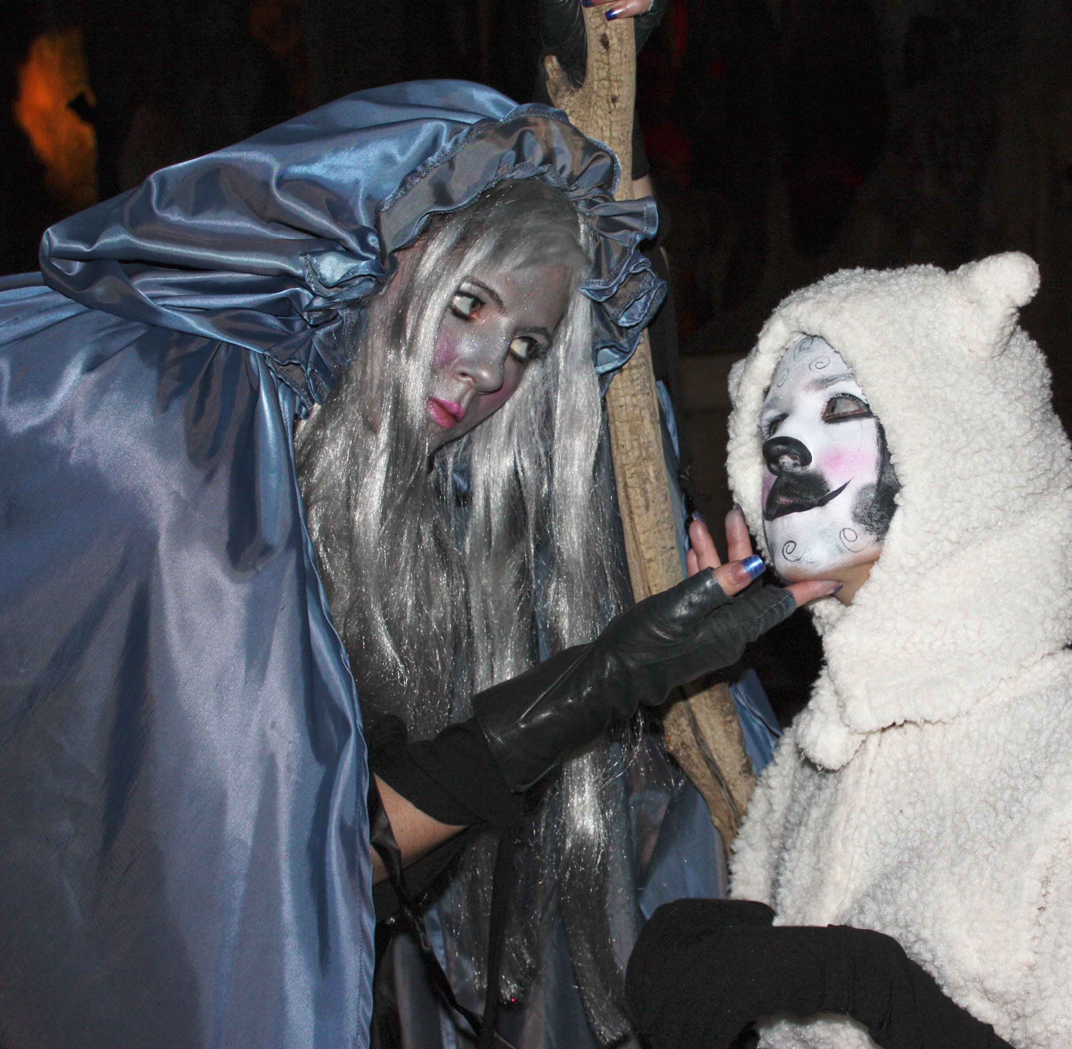 Фото - Susan Engel: 2092x2048 / 704 Кб