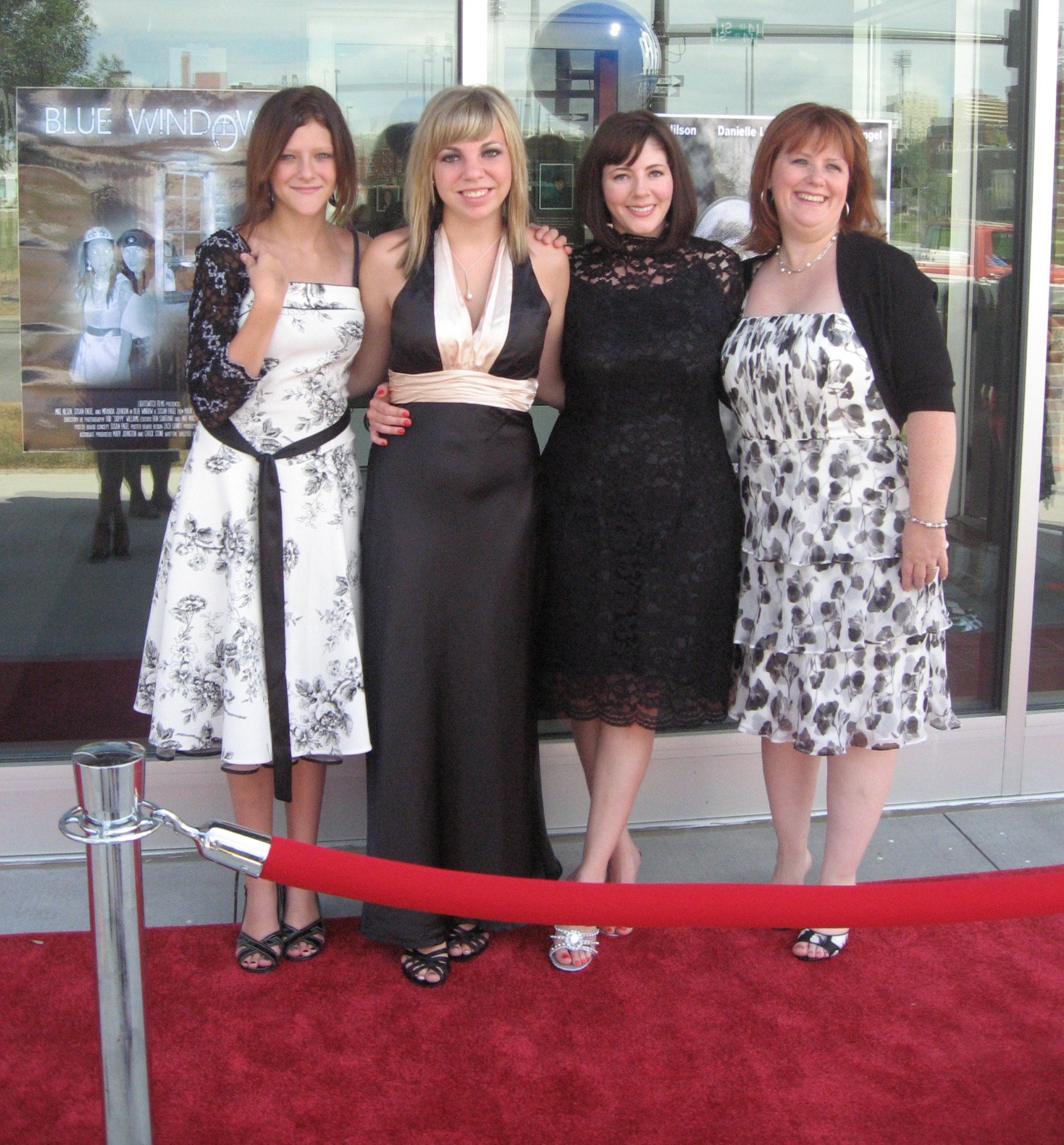 Фото - Susan Engel: 1692x1820 / 614 Кб