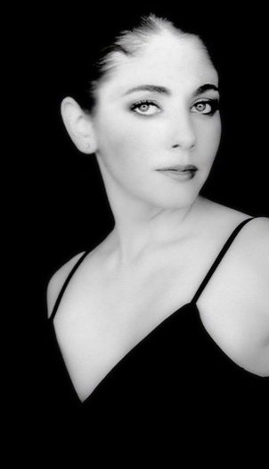 Фото - Susan Engel: 302x525 / 14 Кб