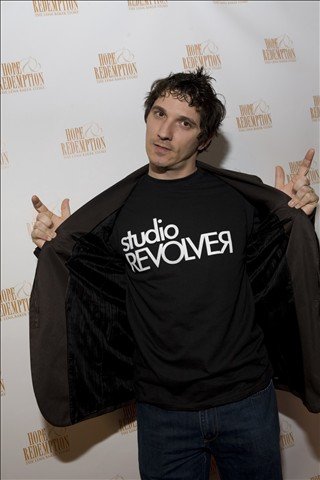 Фото - Крис Бернс: 320x480 / 27 Кб