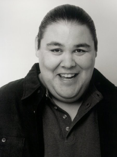 Фото - Atticus Todd: 450x600 / 31 Кб