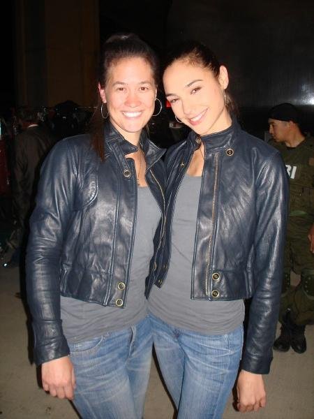 Фото - Heather Charles: 450x600 / 49 Кб