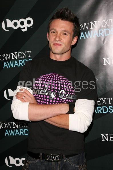 Фото - Jason Dottley: 396x594 / 44 Кб