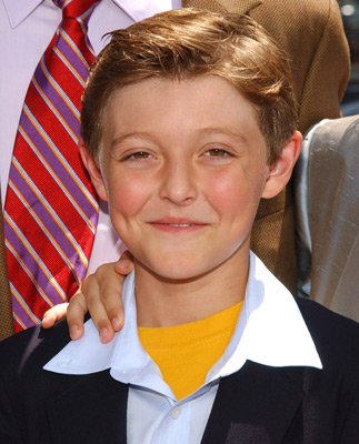 Фото - Jordan Fry: 323x400 / 34 Кб