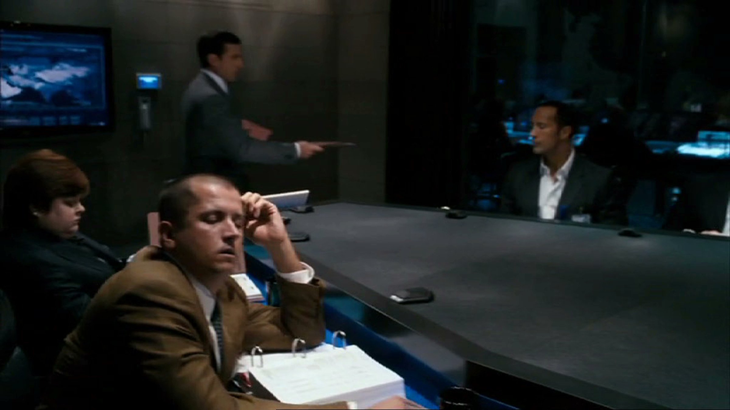 Фото - David Newham: 2400x1350 / 190 Кб