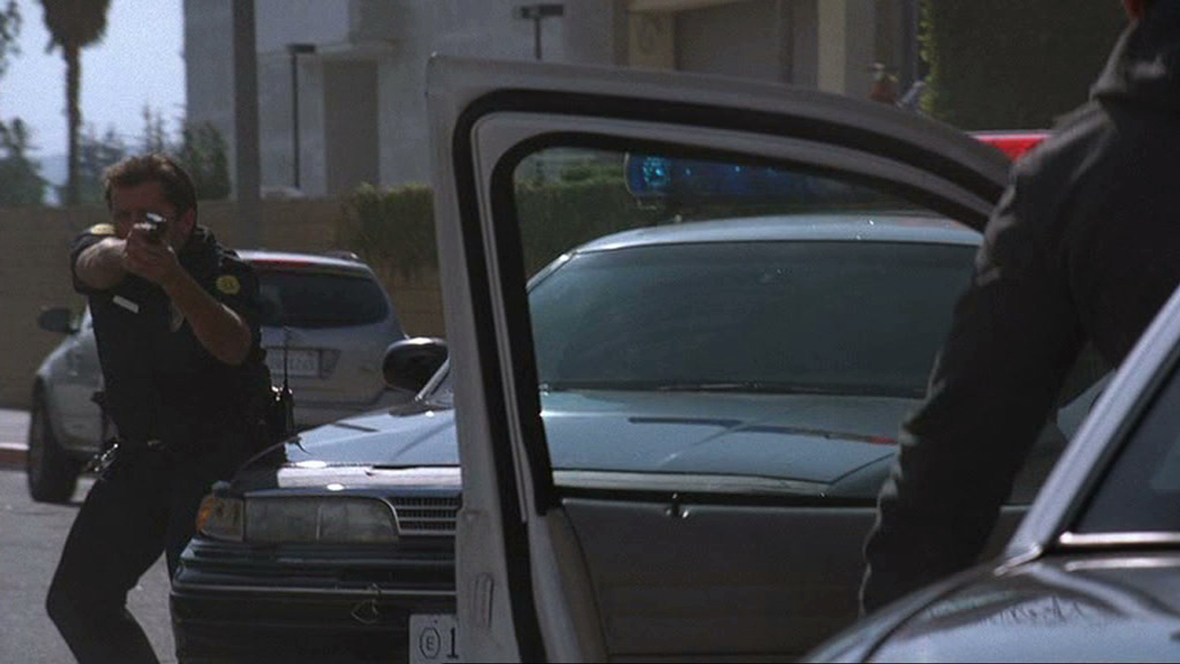 Фото - David Newham: 2400x1350 / 242 Кб