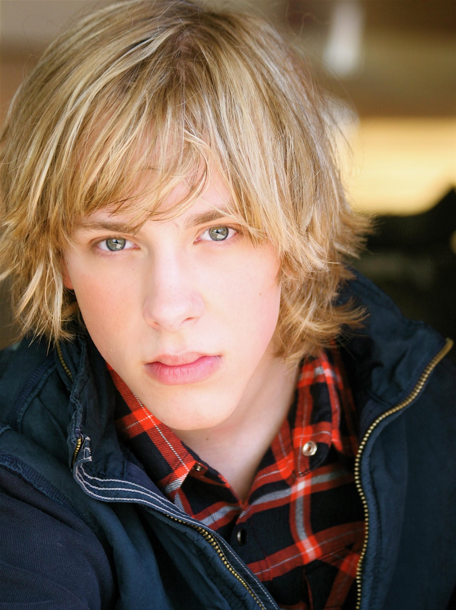 Фото - Зак Шэда: 1532x2048 / 441 Кб