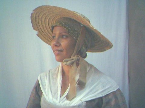 Фото - Нора Байер: 480x360 / 24 Кб