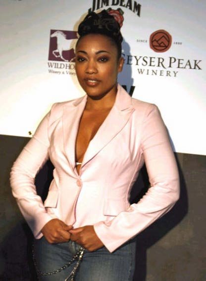 Фото - Аника Си МакФолл: 416x567 / 36 Кб